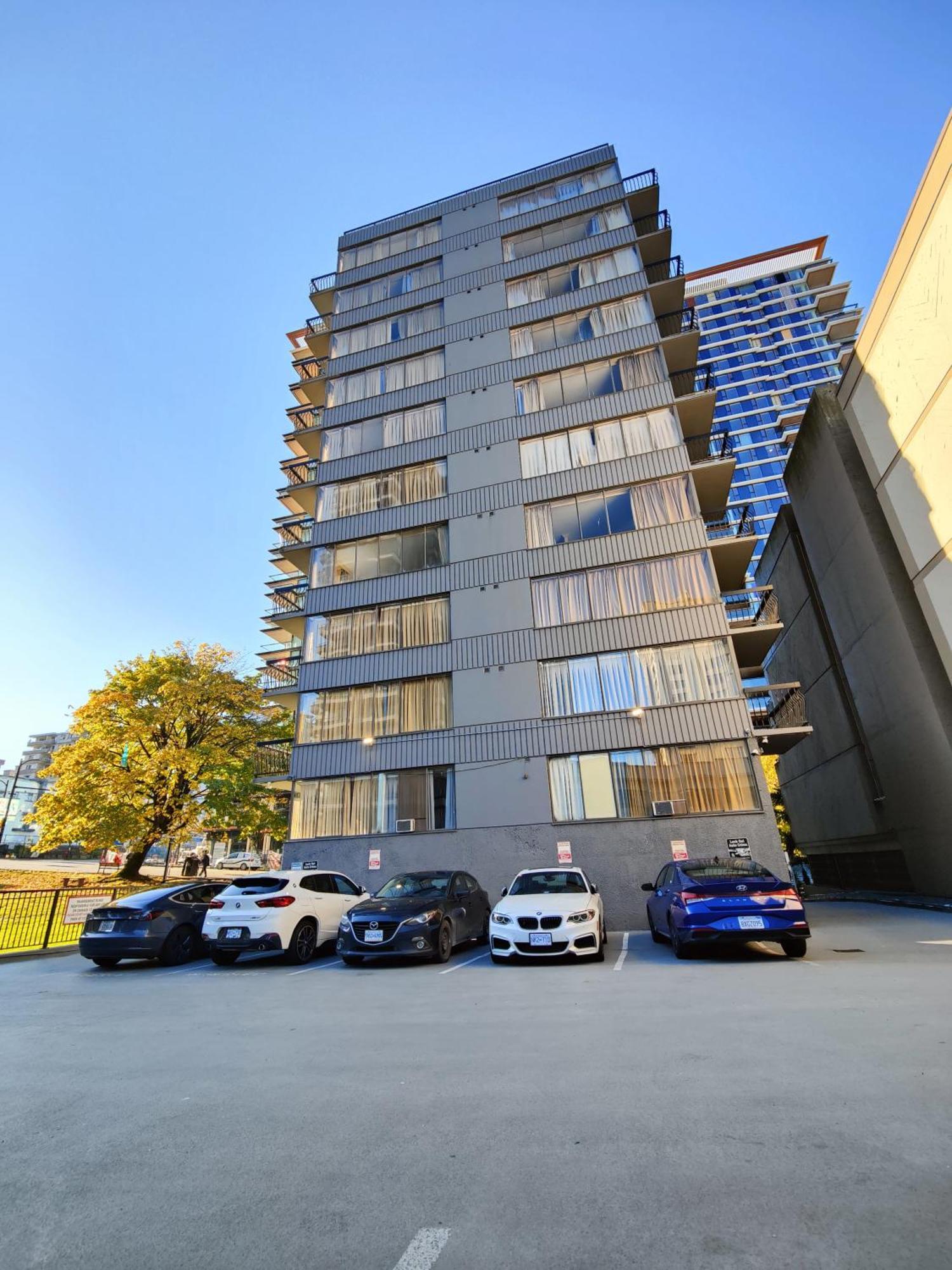 Divya Sutra Suites On Robson Downtown Vancouver Buitenkant foto